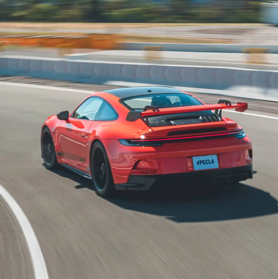 Data-driven UX design for Porsche Australia’s digital platform, optimised for high-performance lead generation and luxury brand positioning.